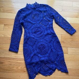 Elegant Blue Lace Dress with High Neck Large medium